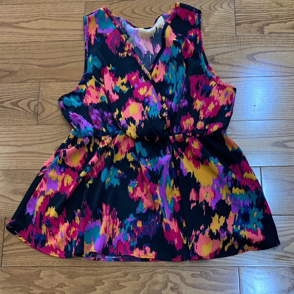 💛2/$20 Bold Multicolor Sleeveless peplum top, 2XL
